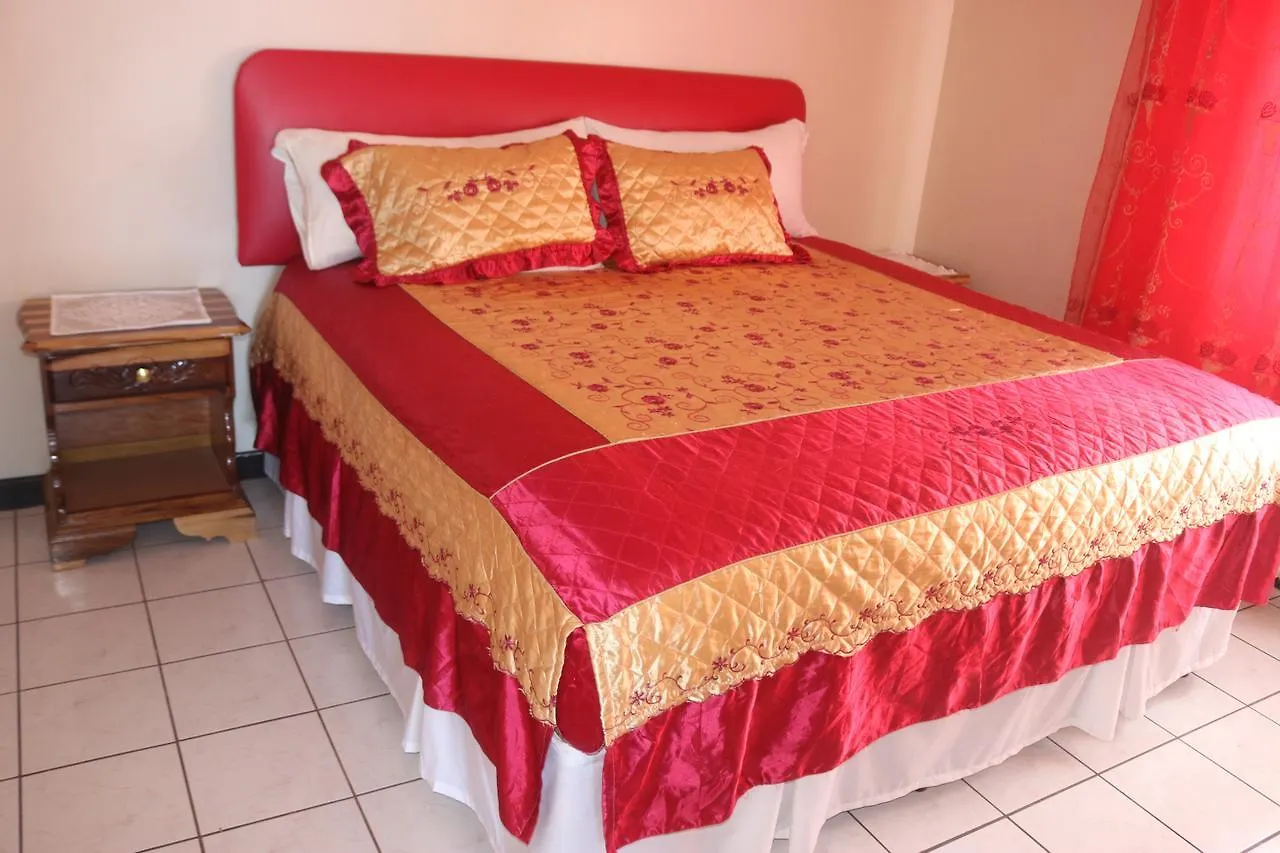 Oyster Shell Beach Suite @ Turtle Towers Ocho Rios Apartment